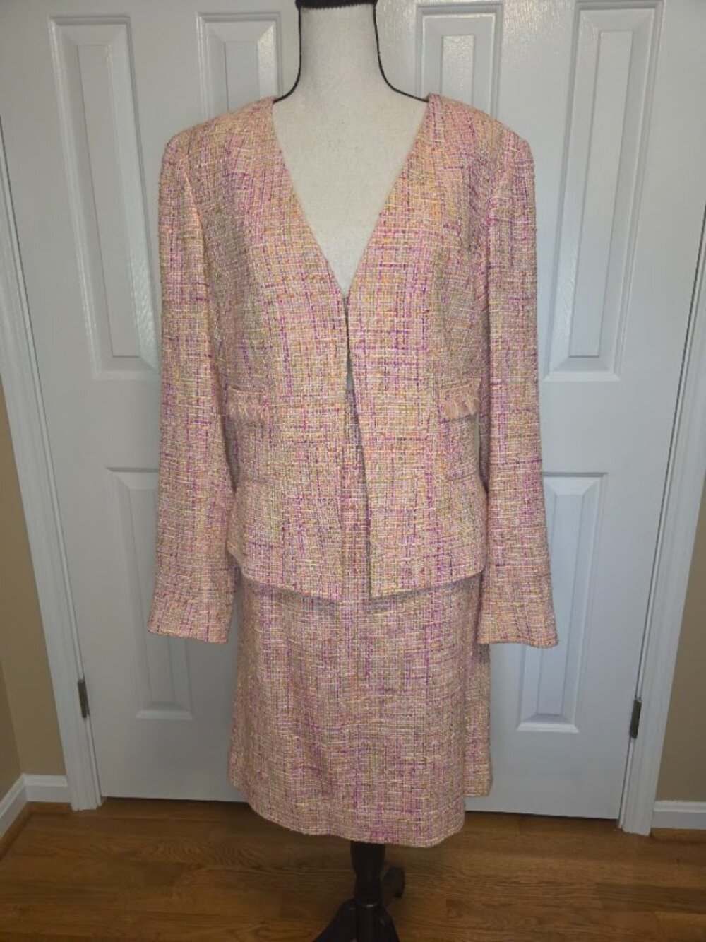 Dana Buchman Pink Multicolor Tweed Jacket & Skirt Suit | Jacket 12 Skirt 10